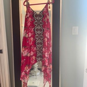 Nenette Lepore size medium swing dress beautiful pink color with roses